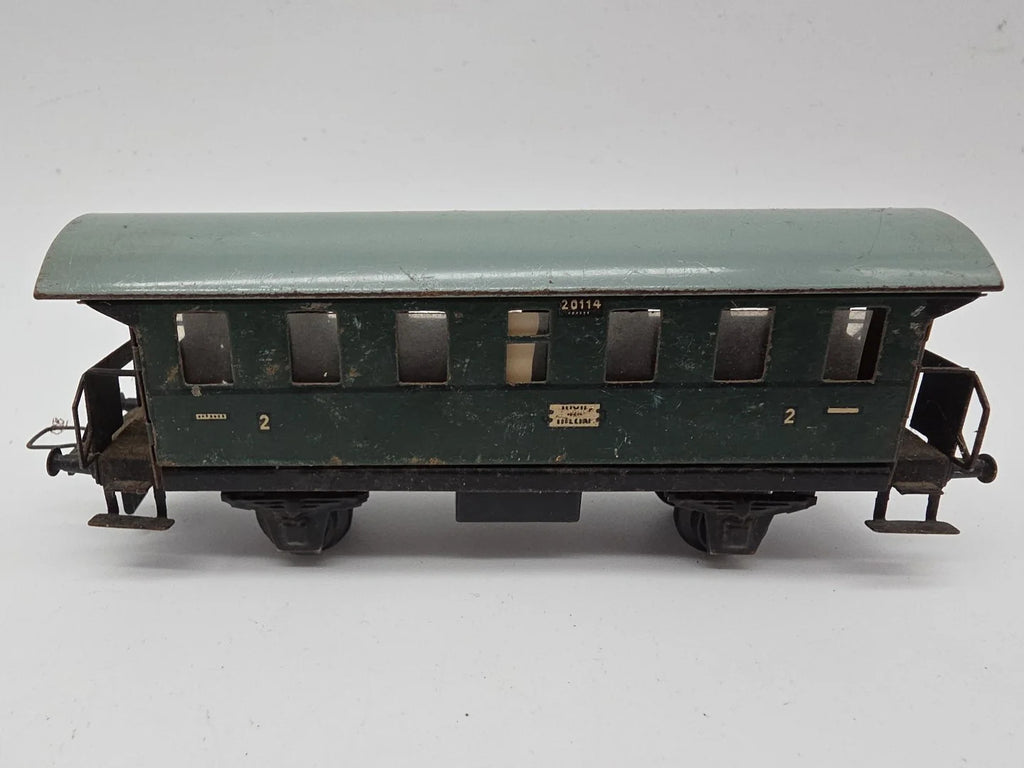 MES-47813	Trix Express H0 Blech Personenwagen mit Gebrauchsspuren,
