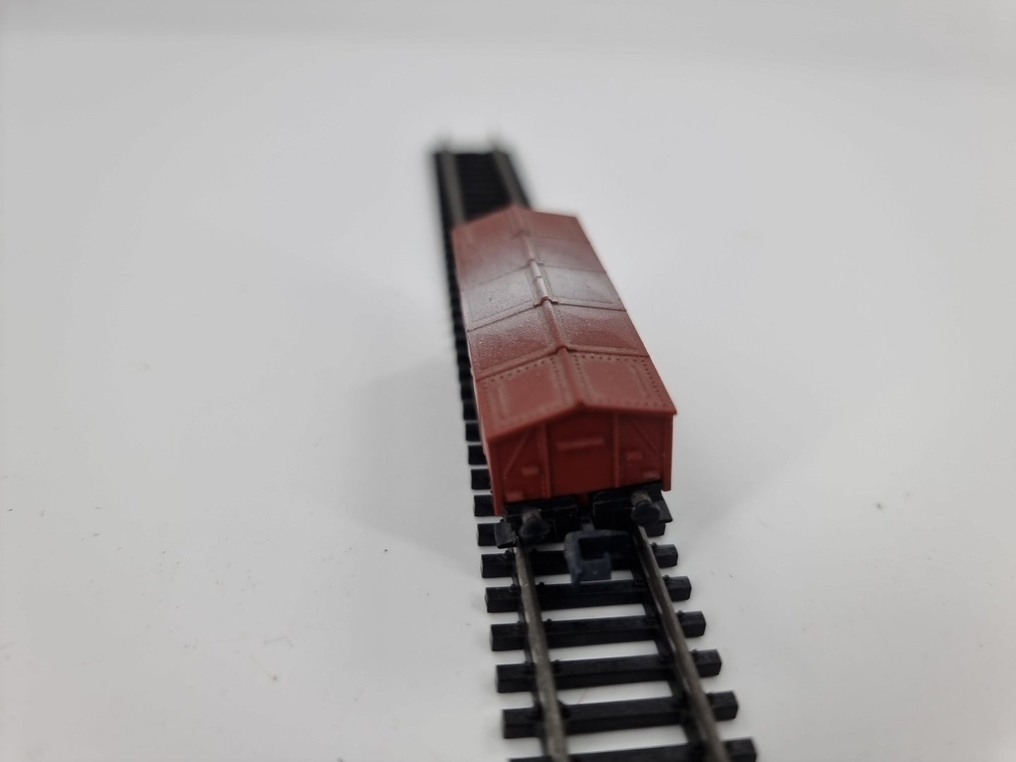 Arnold N - Klappdeckelwagen braun der DB / 348 105