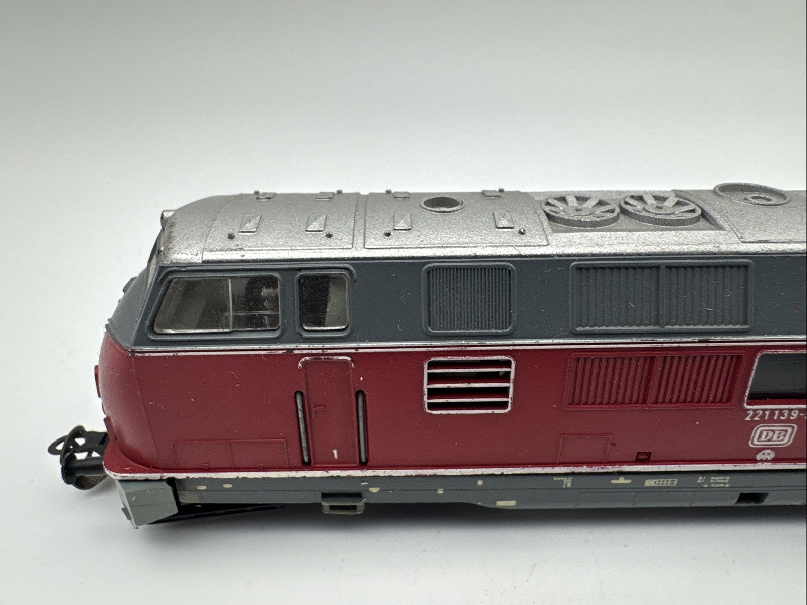 Spur TT, Diesellok der DB 221 139-9 In OVP