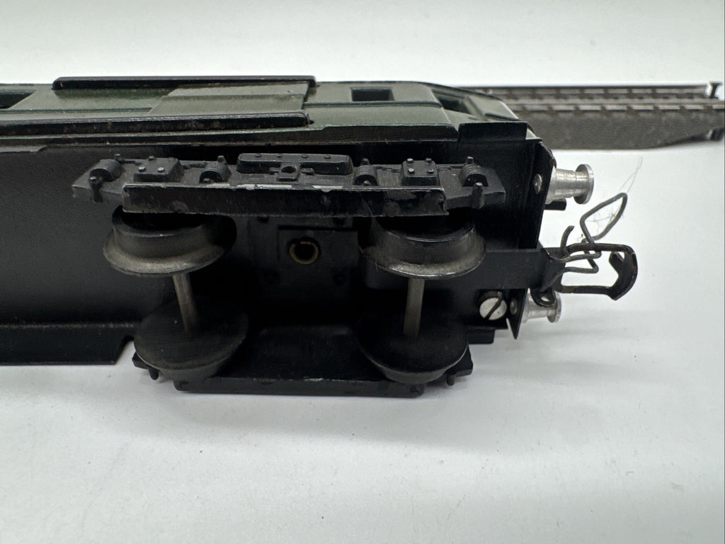 Pico-Express Spur H0 DR Packwagen in grün Bakelit/guter Zustand #671