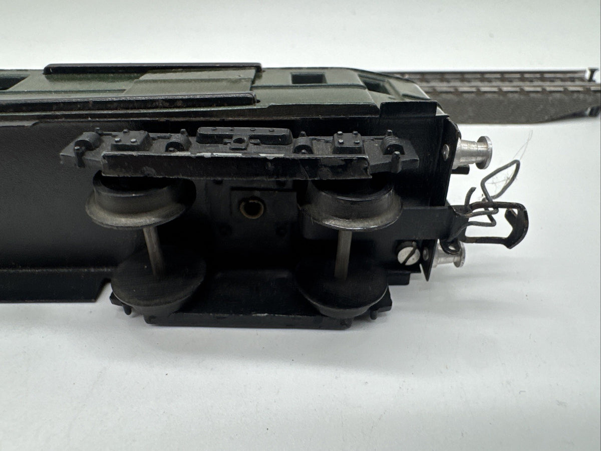 Pico-Express Spur H0 DR Packwagen in grün Bakelit/guter Zustand #671