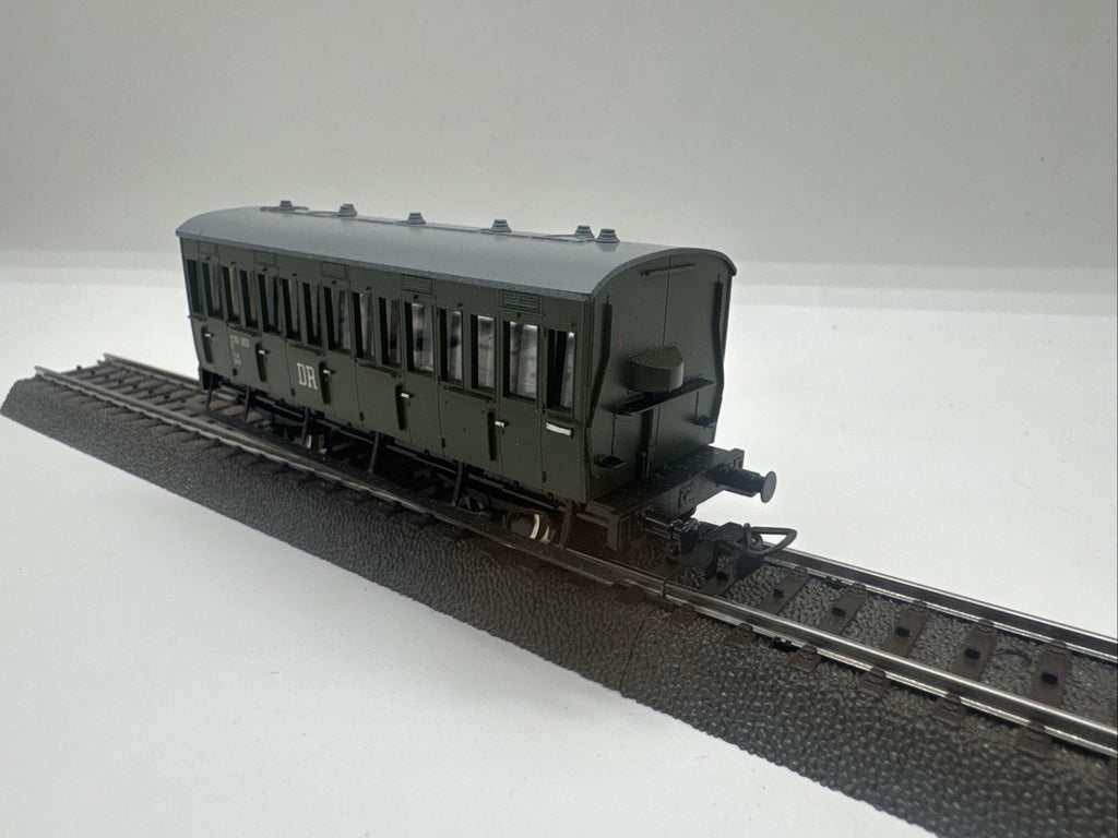 Piko H0 5/6515-01 Personenwagen 530-303 DR Neuwertig #105