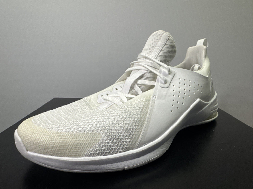 Nike Wmns Air Max Bella TR 3 Gr. 43 Sneaker