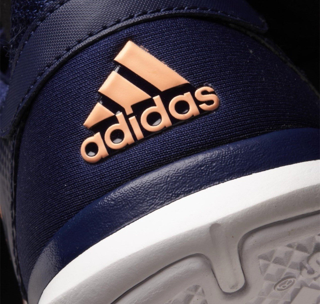 Adidas A.T. 360 Control Laufschuh Größe 36 2/3 Sneaker Indoor