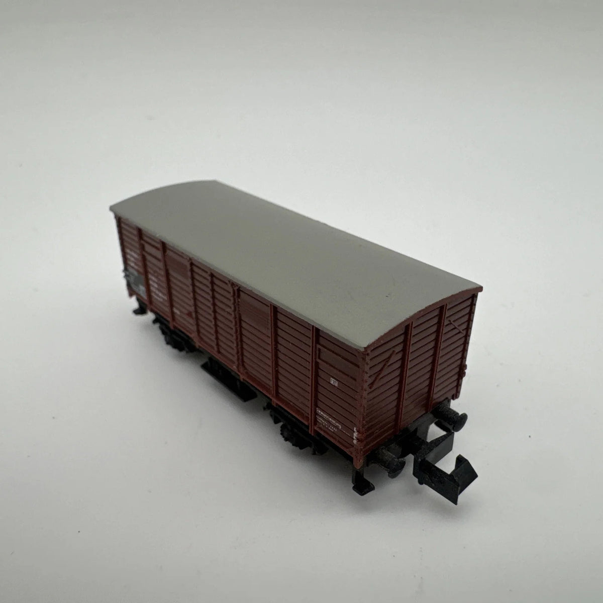 TRIX Spur N geschlossener Güterwagen der DB 112 3 141-1