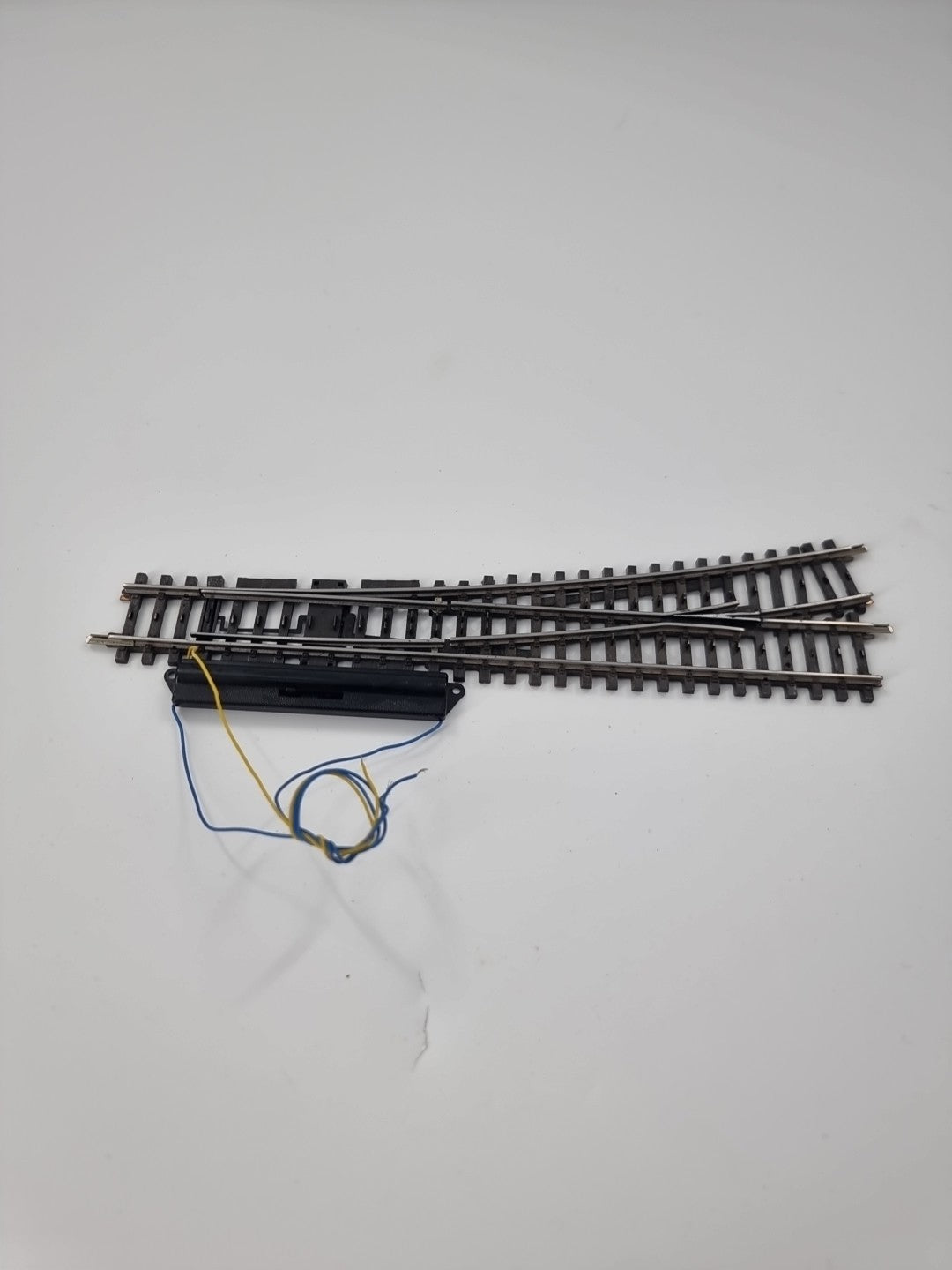 Märklin H0 2271 L, K-Gleis, Weiche Links mit Antrieb 7549  -geprüft-