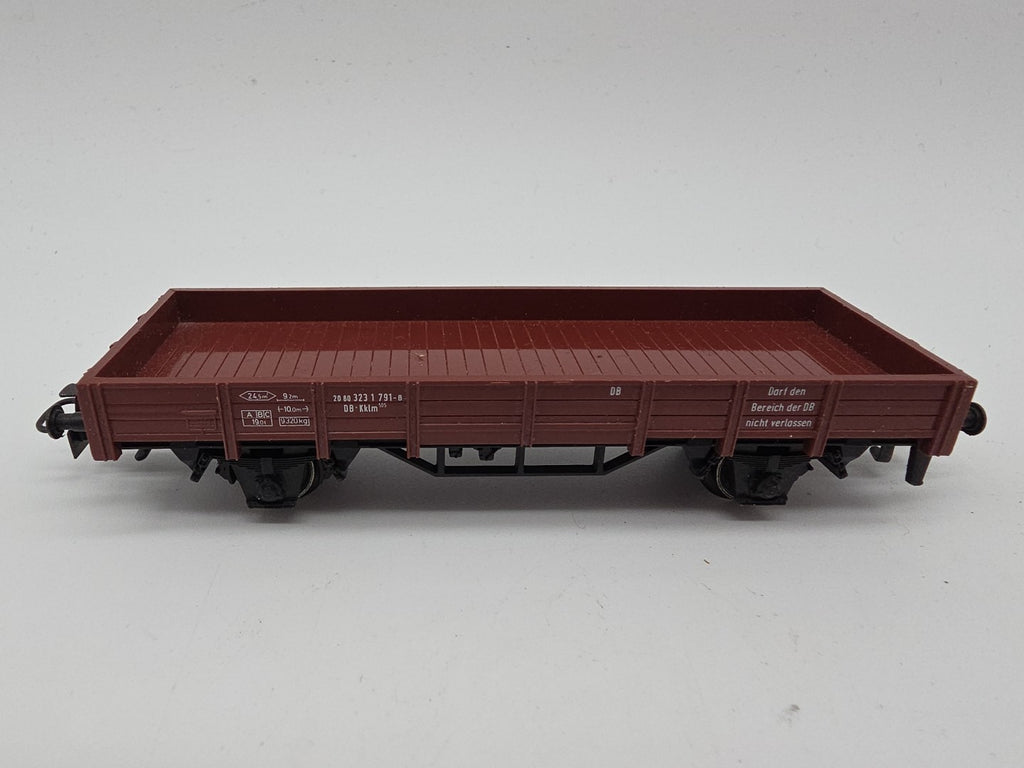 Märklin HO 4423 Niederbordwagen --32--