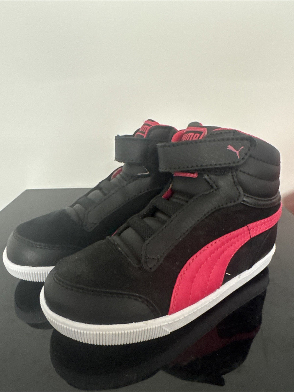 Puma Glyde Court V Kinder Sneaker Größe 27 Mädchen 