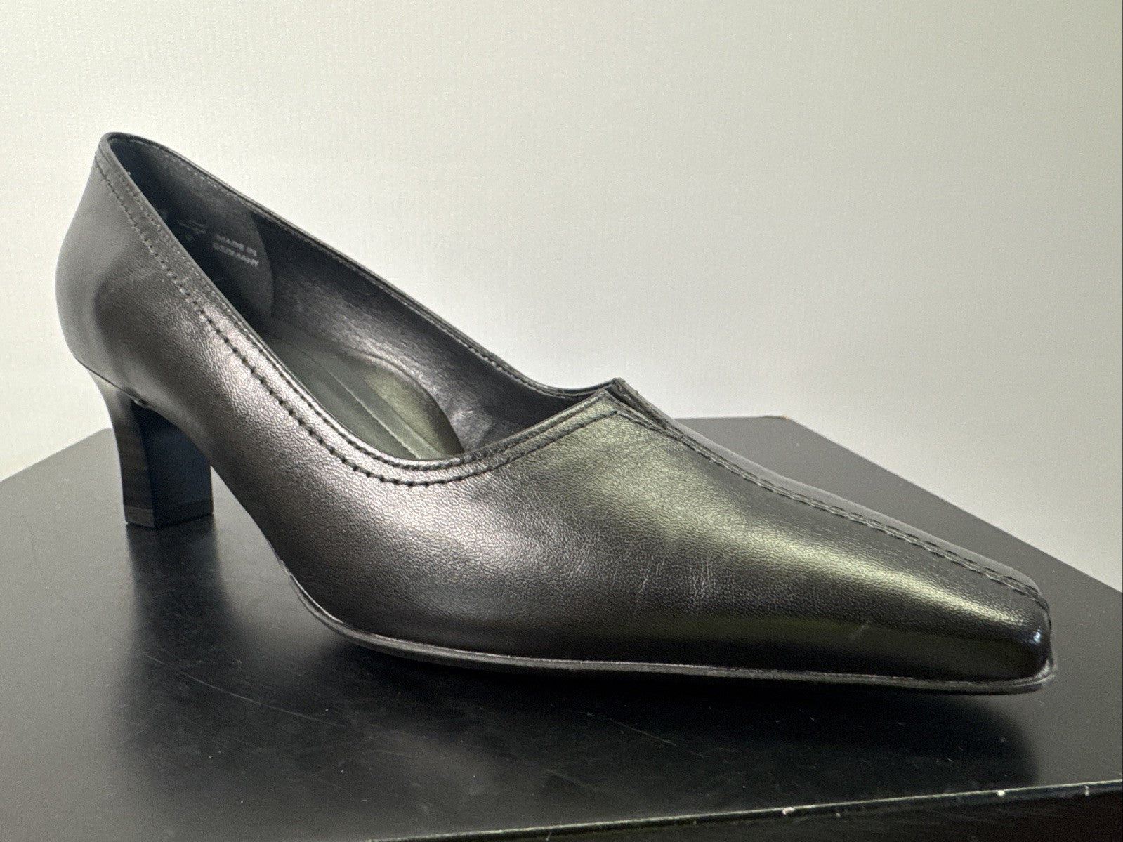 Ara Pumps Gr. 6,5 Schwarz  Leder Absatzschuh