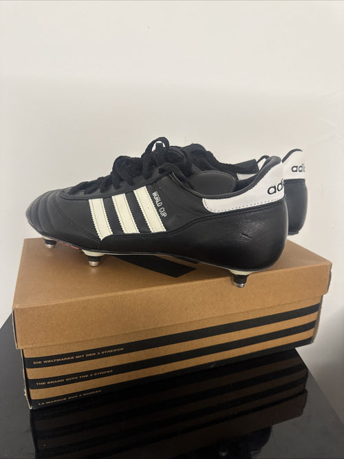 2001  Adidas World Cup Fußballschuhe 011040 EUR 44 2/3 UK 10