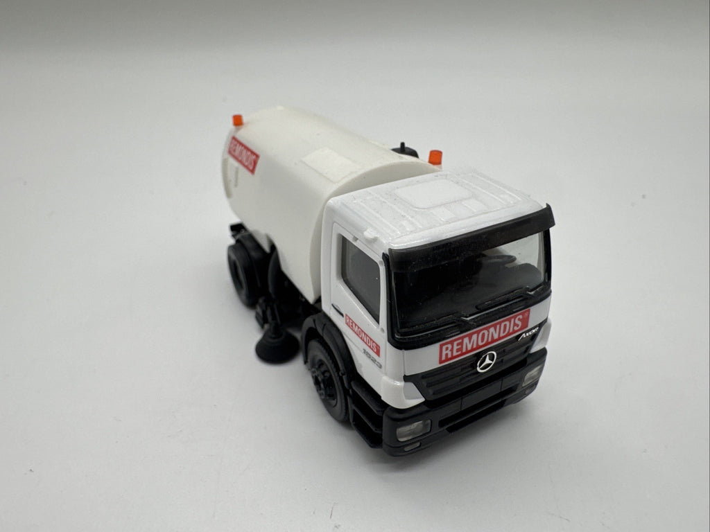Herpa 278560 Mercedes Benz Axor 1523 Kehrmaschine Remondis Werbemodell 1:87 #522