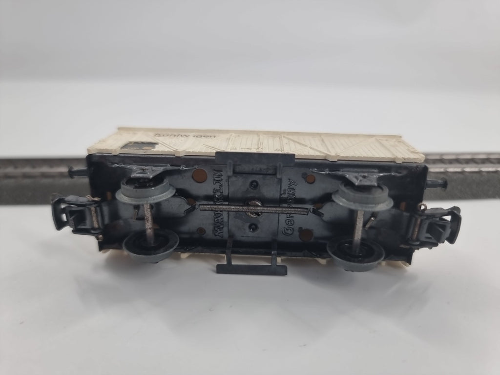 Märklin H0 DB 327 154 Kühlwagen DB