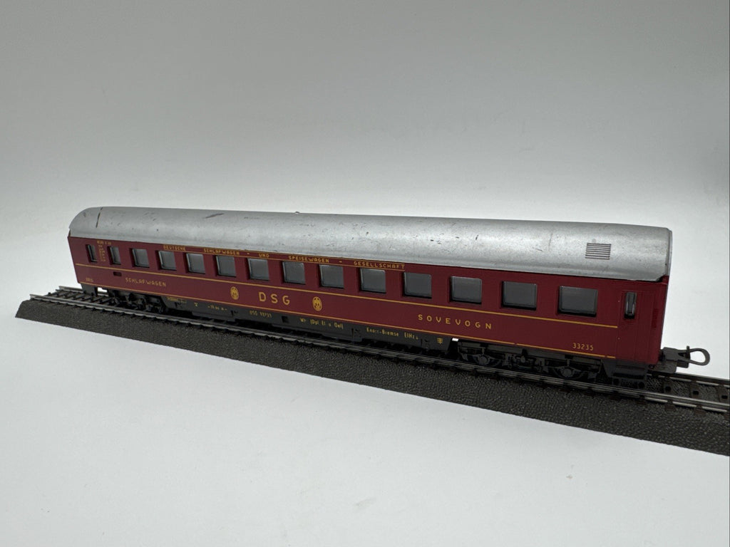 Lima DSG Speisewagen H0 – rot/silber  – Modellbahn