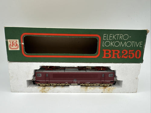 Berliner TT Bahnen TT 2330 E-Lok BR 250 112-0 DR Gleichstrom (Licht einseitig de