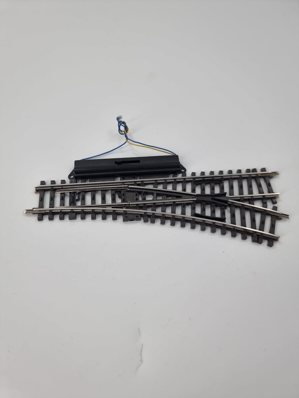 Märklin H0 2262/2263 K-Gleis, Weiche rechts mit Antrieb 7549 -geprüft-