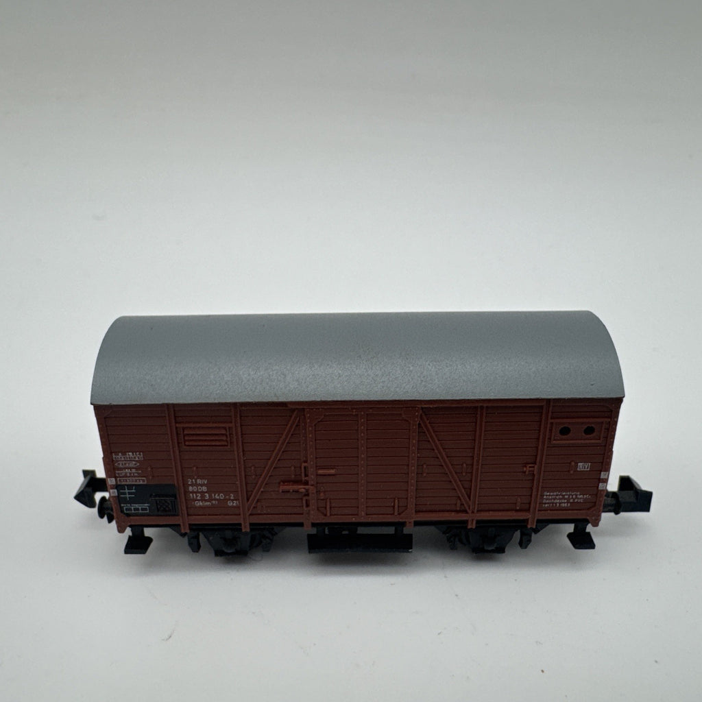 Minitrix n 13534 , Gedeckter Güterwagen, 21 80 112 3 140-2, Vitrine, top Zustand