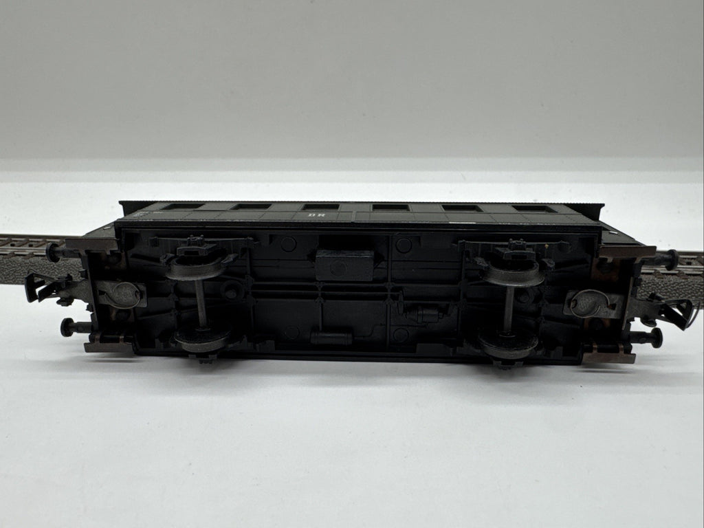 Piko Personenwagen 344-224 Bi 54 PI - DR - grün  - H0 HO #137