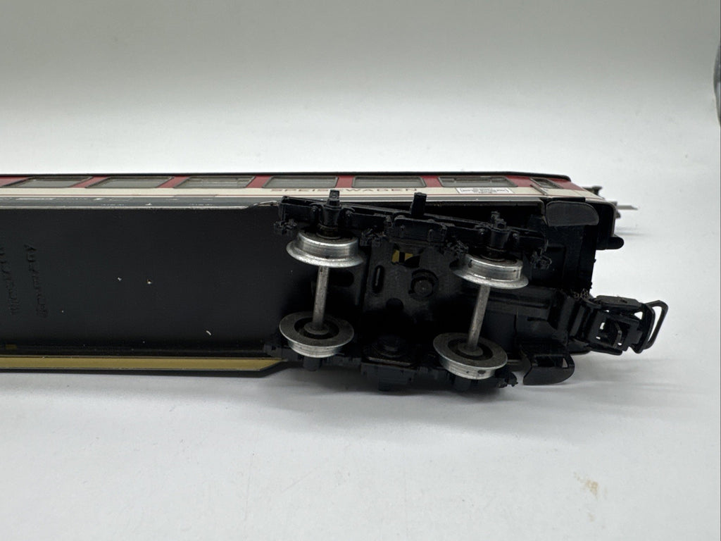 Märklin H0, Speisewagen 51 80 88- 80 233-6, Komplett aus Metall #553