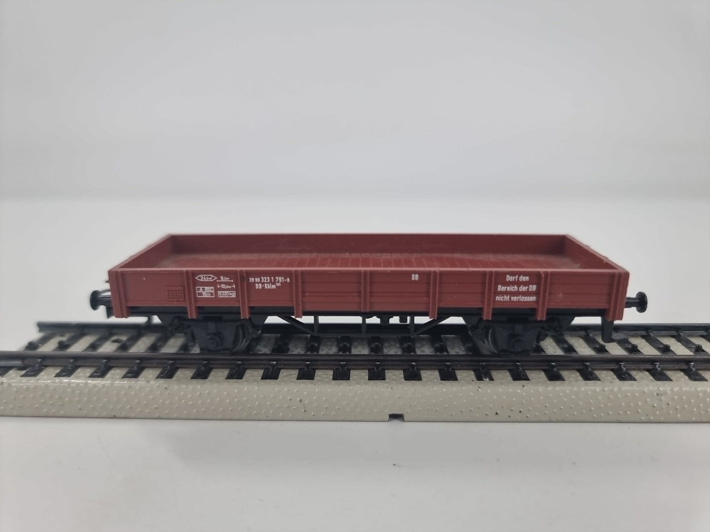 Märklin  H0 505 der DB Niederbordwagen  Rot