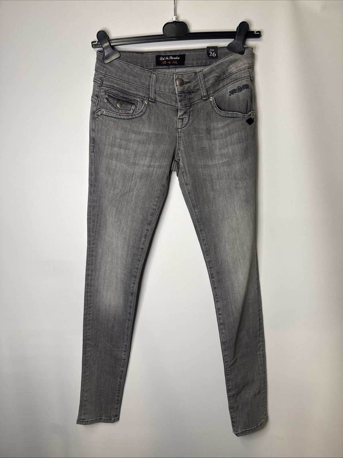Lost In Paradise Jeans Damen W26 L 34 Grau 