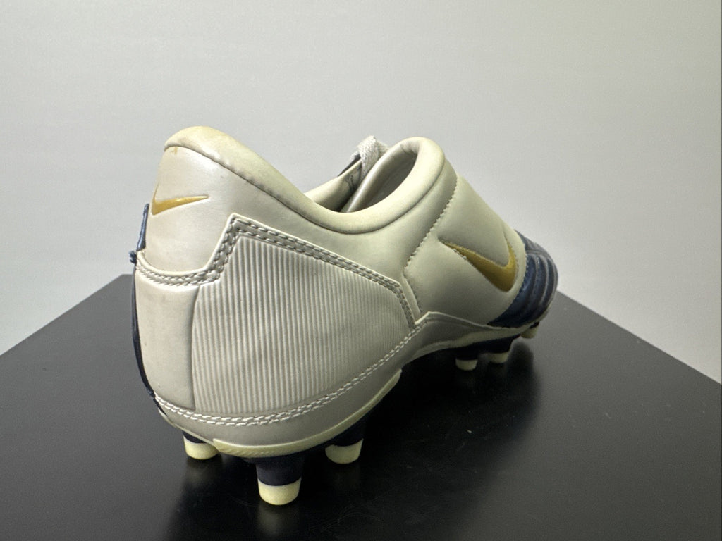 Nike Total 90 III FG Gr. 39 Fußballschuhe 