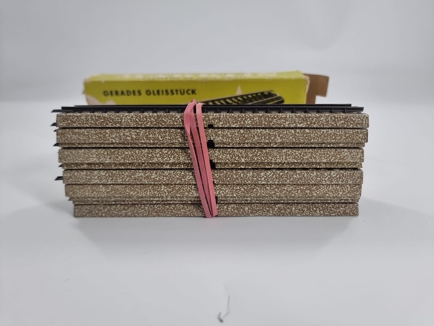 Märklin H0 5106 1/1  10 x Gerades Gleis 180 mm gut in OVP