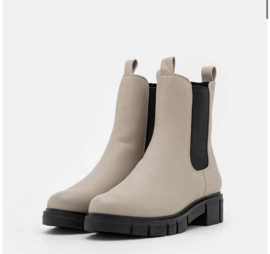 Marco Tozzi Stiefelette Gr. 41 Chelsea Boots Stiefel Damen