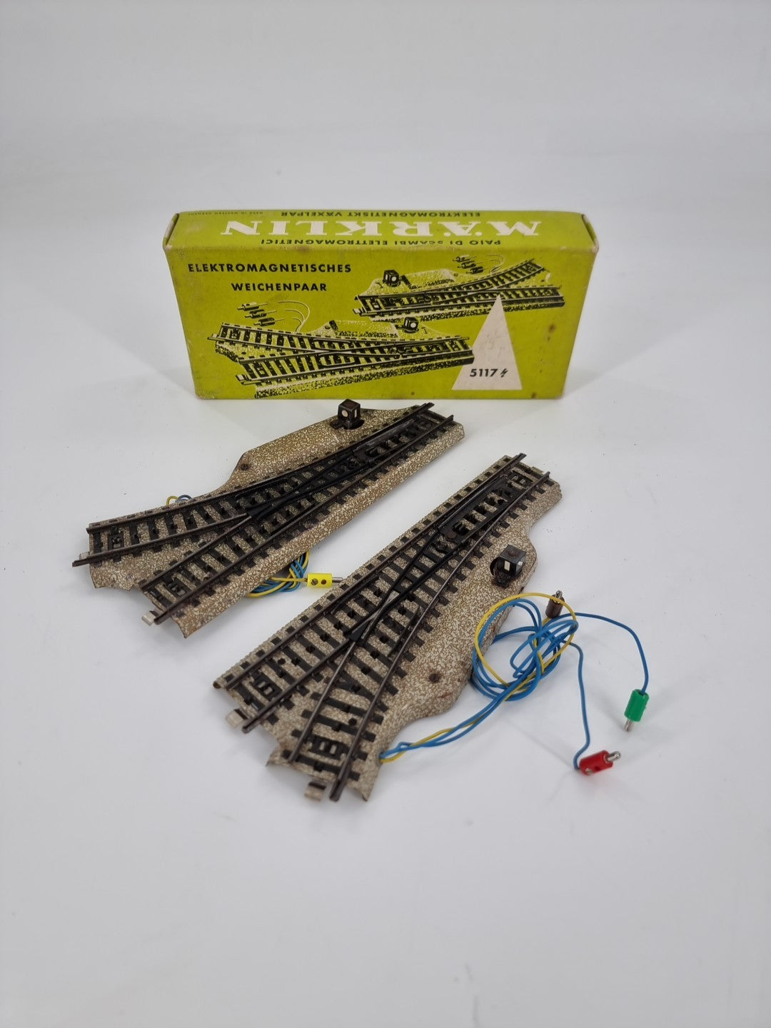 Märklin H0 5117 Weichenpaar guter getesteter Zustand in OVP Mit Querlochstecker