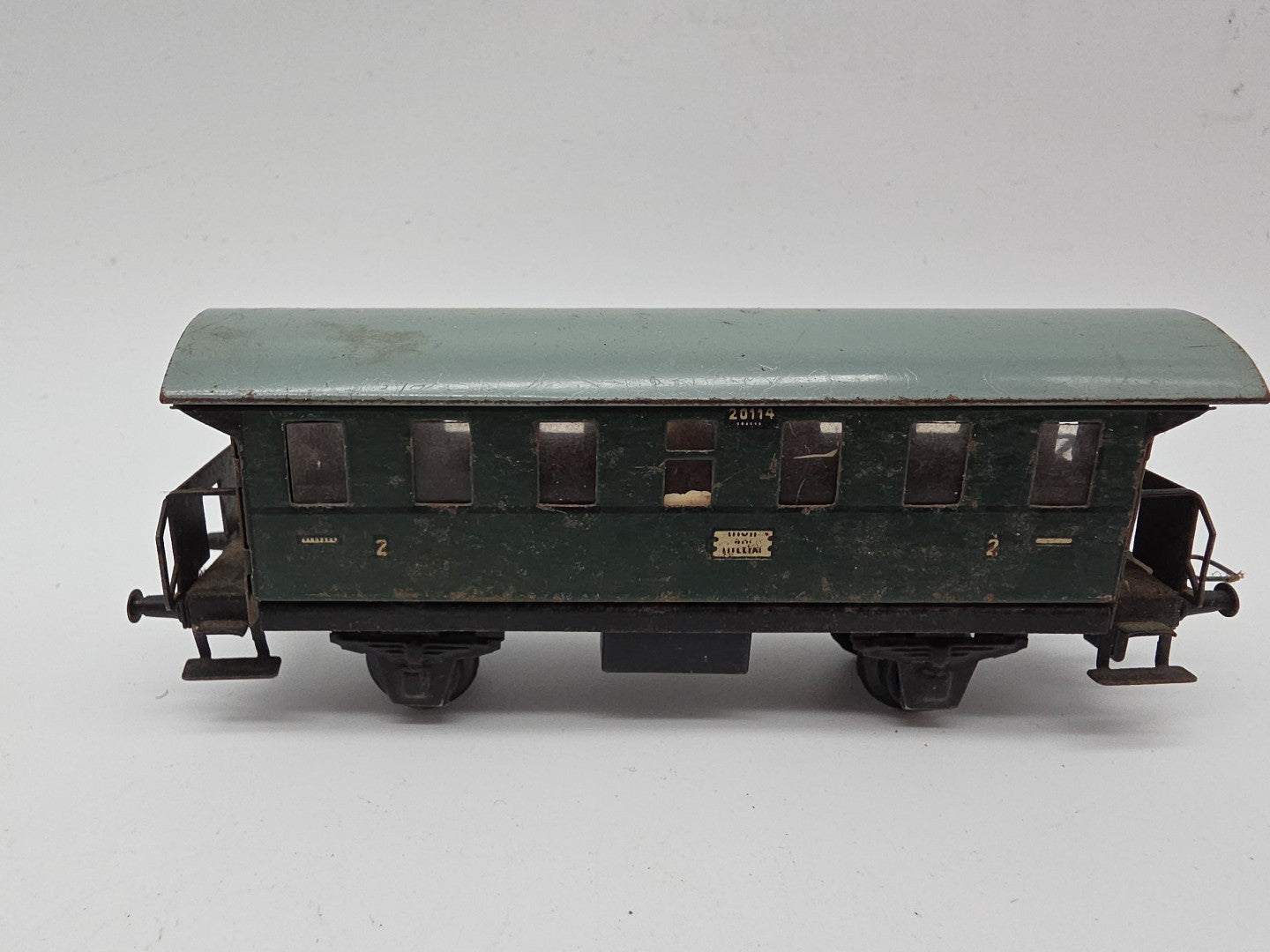 MES-47813	Trix Express H0 Blech Personenwagen mit Gebrauchsspuren,