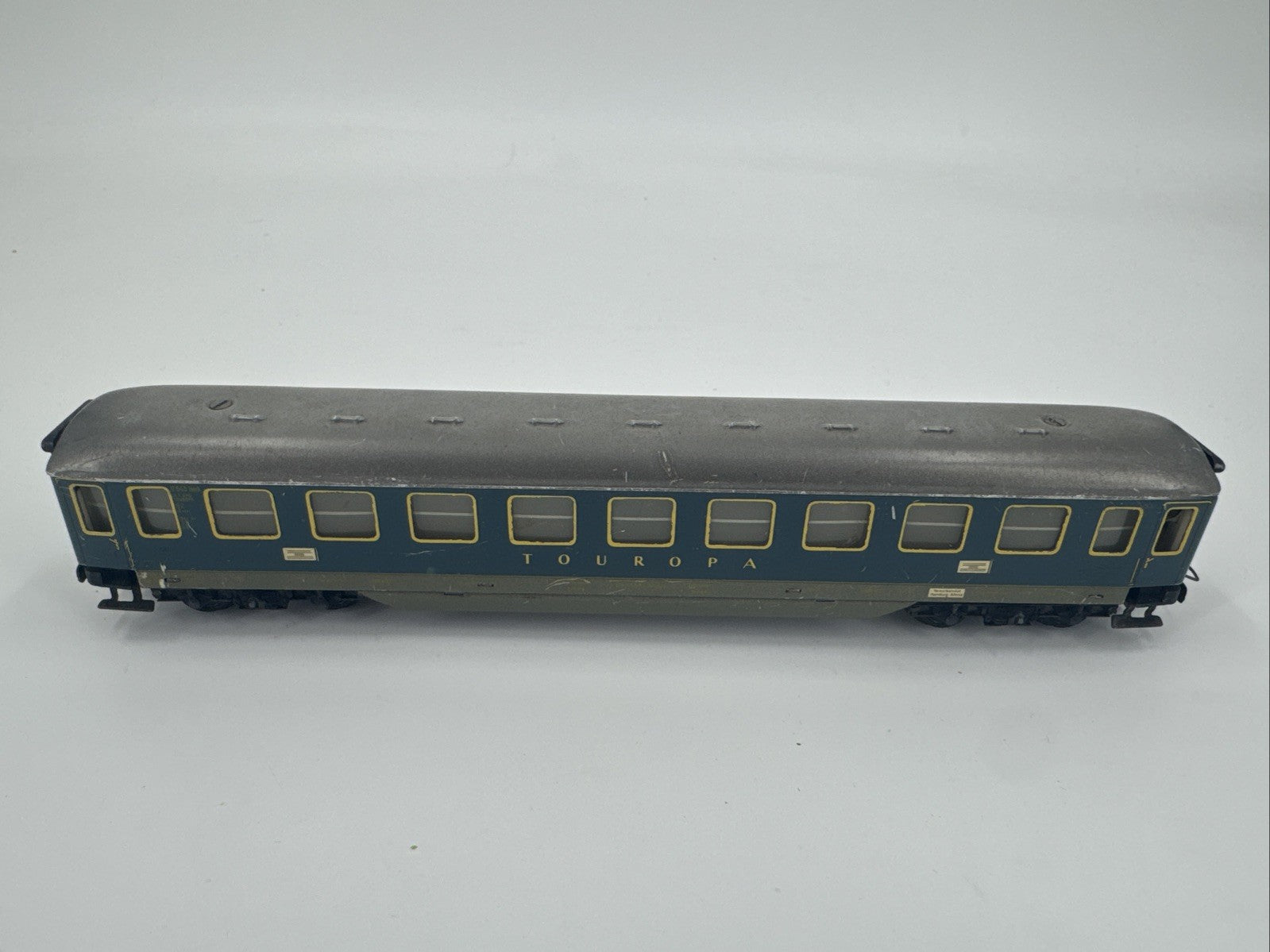 1:87  HO  Personenwagen/Abteilwagen "Touropa"  Trix Express - gebraucht