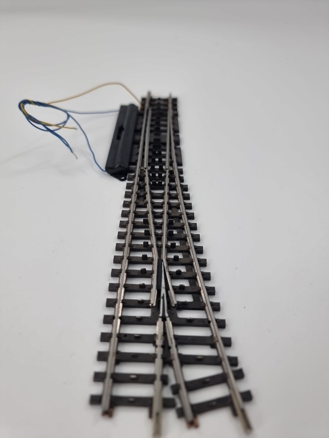 Märklin H0 2271 L, K-Gleis, Weiche Links mit Antrieb 7549  -geprüft-