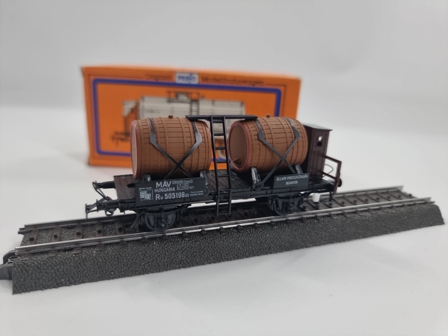 Piko Faßwagen mit Bremserhaus H0 5452670/426/117 SNCF