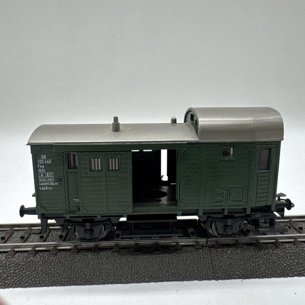 Märklin H0 4699 Güterzug Gepäckwagen DR 120440 #192