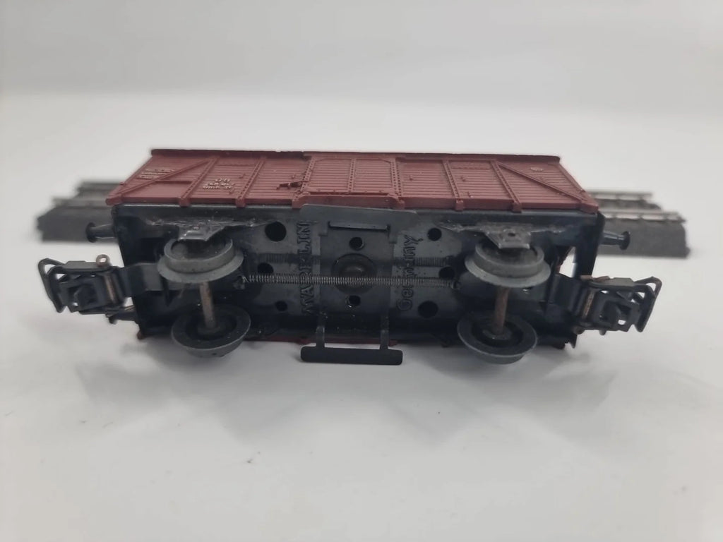 Märklin gedeckter Güterwagen - DB - 248  847 GmbH 39 - braun - H0 1:87