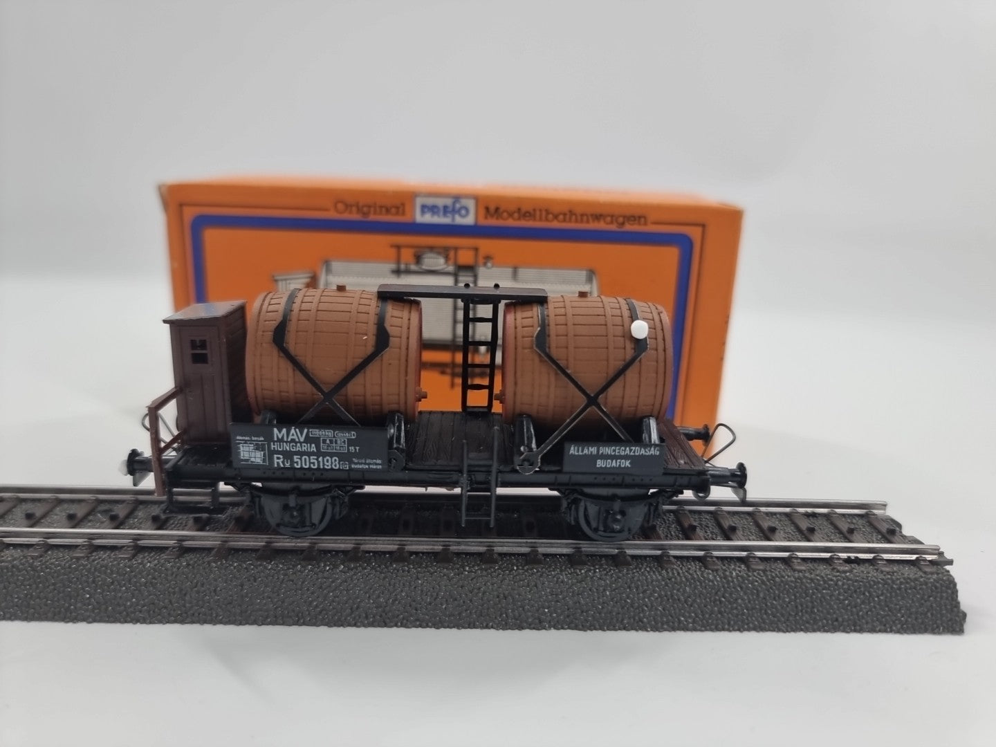 Piko Faßwagen mit Bremserhaus H0 5452670/426/117 SNCF
