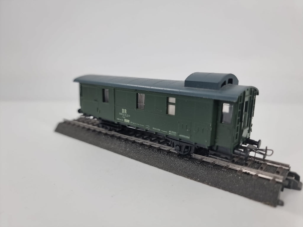 Piko H0 Gepäckwagen 505093-26215-0 - DR 