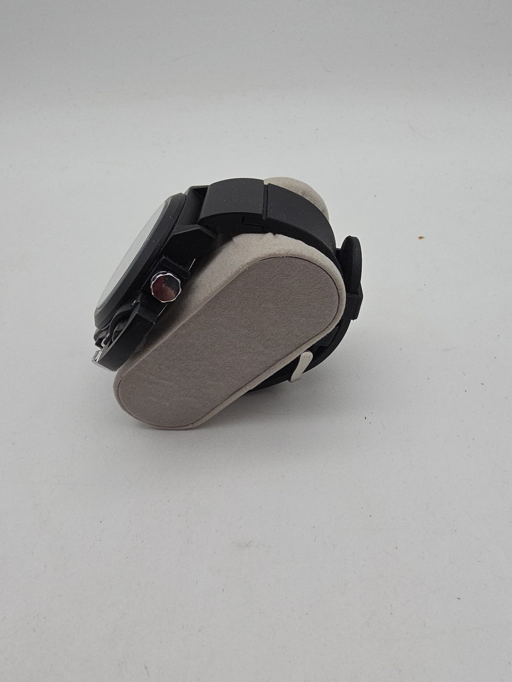 Originale MEGIR Herrenuhr im sportlichen Chronograph-Design.