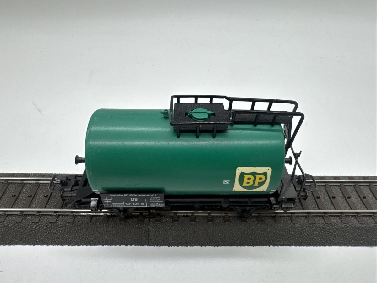 Märklin 4644 - Güterwagen Kesselwagen der DB BP grün - Spur H0 #711