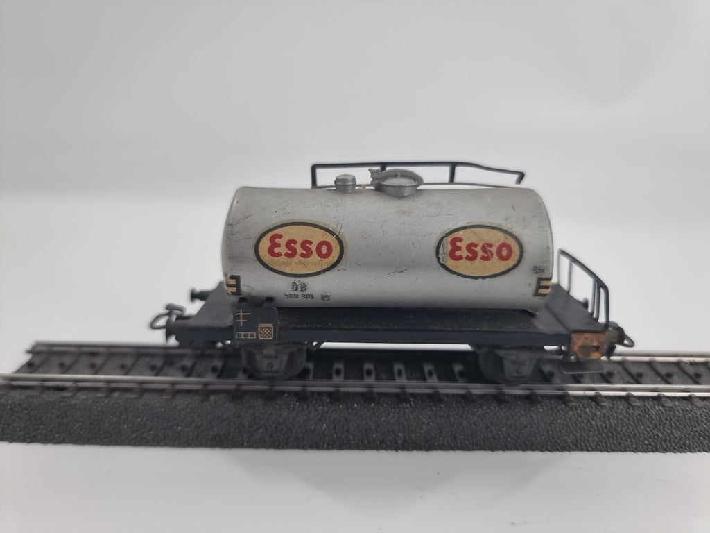 Märklin Esso-Kesselwagen Aufschrift 599 304