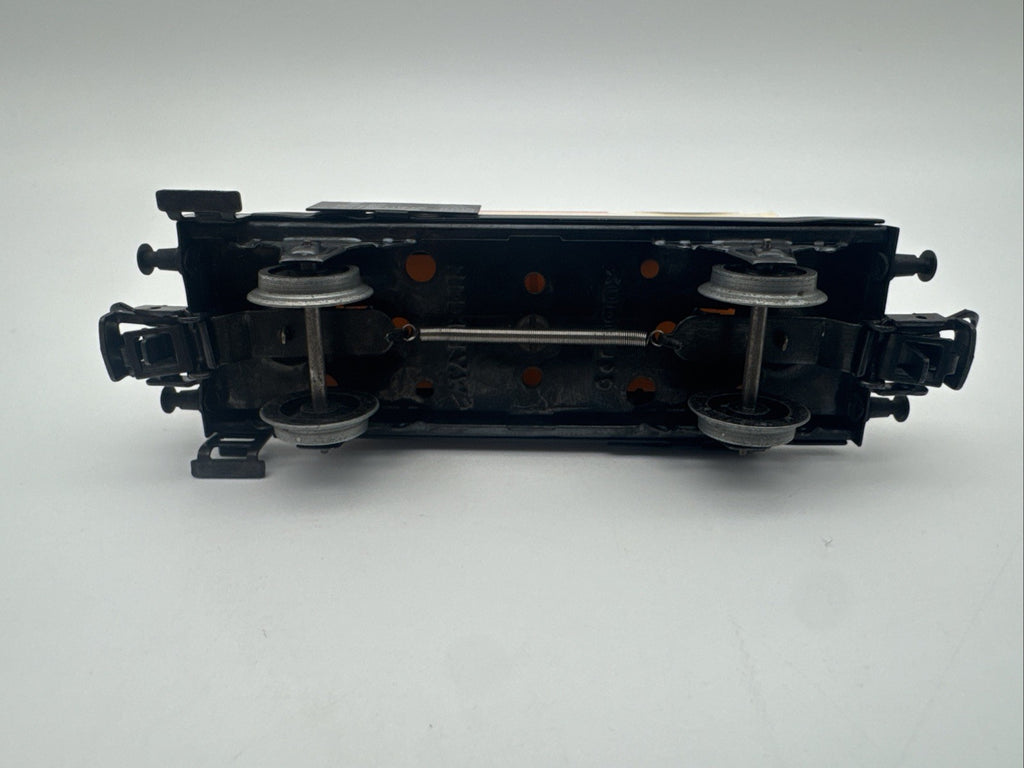 Märklin Esso Tankwagen 0021112-6  Spur H0