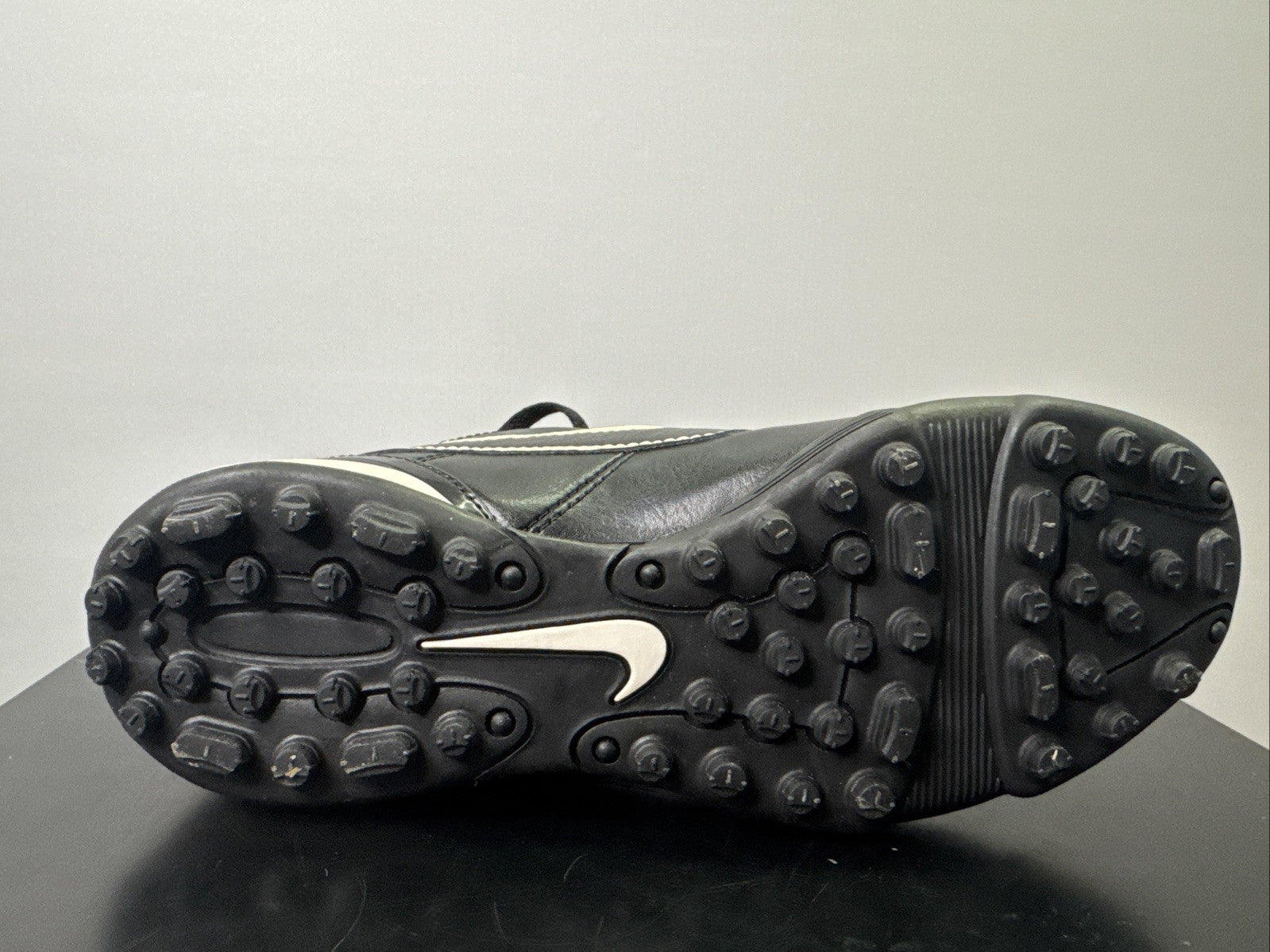 Nike Tiempo Gr. 28 Jungen Fußballschuh