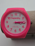 Superdry Damen Armbanduhr Pink – Japan Quartz – 5 ATM – Silikonarmband
