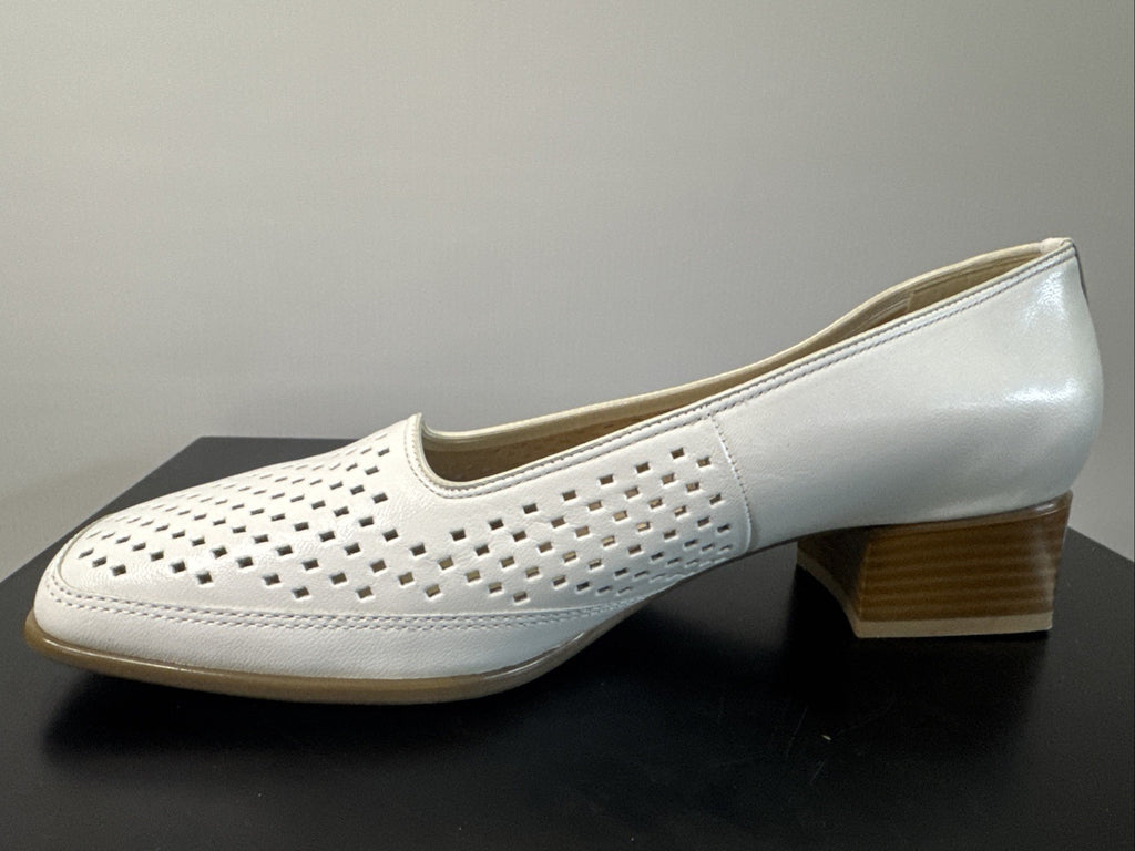 Ara Pumps Gr. 5,5 Weiß Leder Absatzschuh