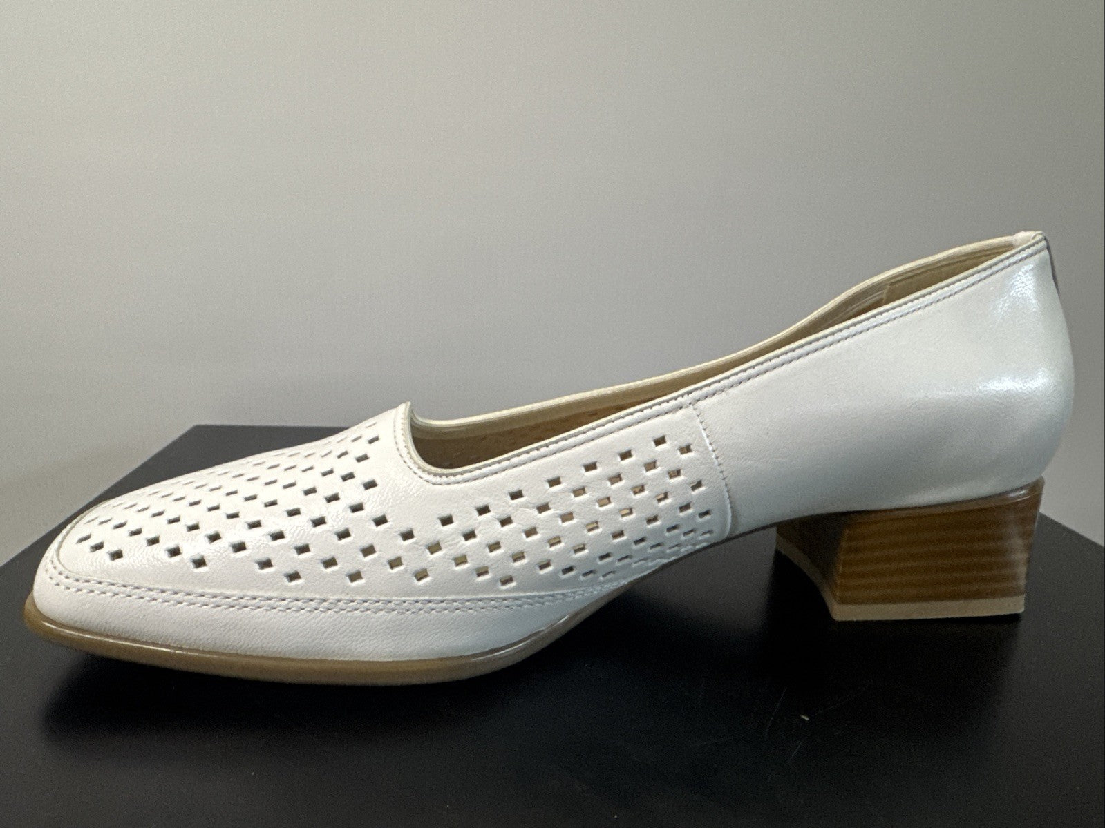 Ara Pumps Gr. 5,5 Weiß Leder Absatzschuh