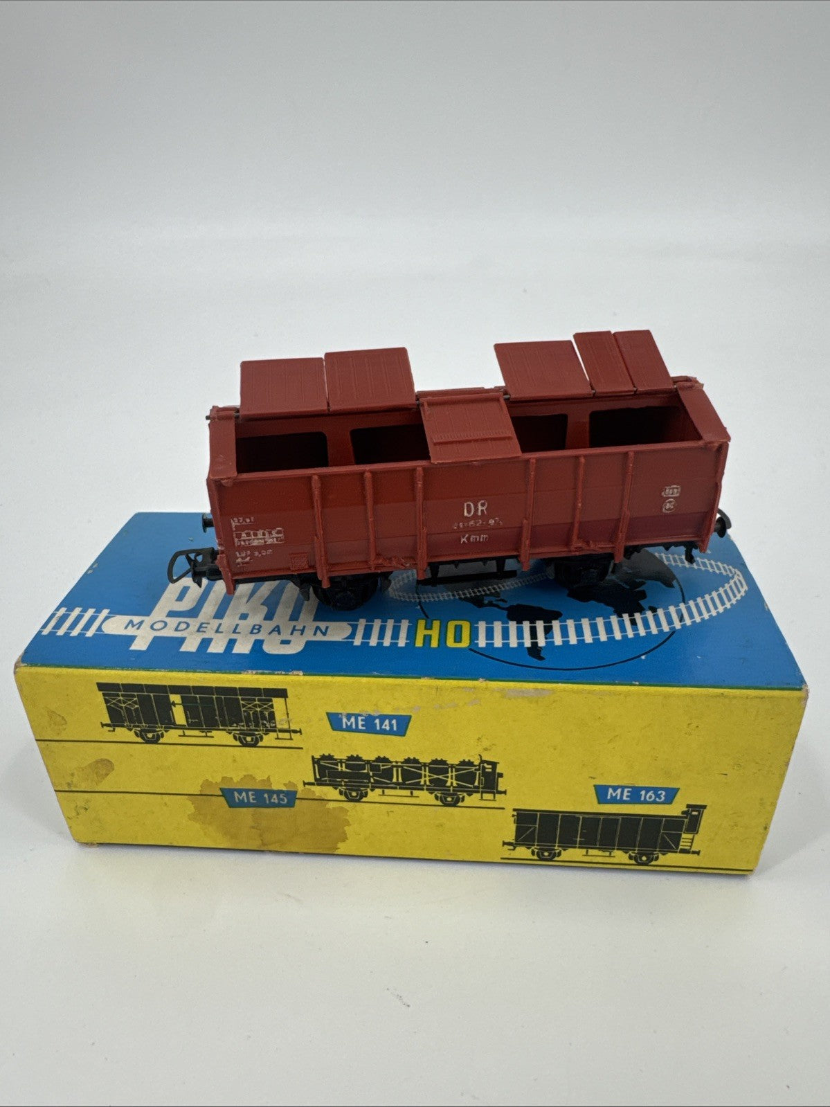 PIKO ME 145-01 Gedeckter Güterwagen OVP
