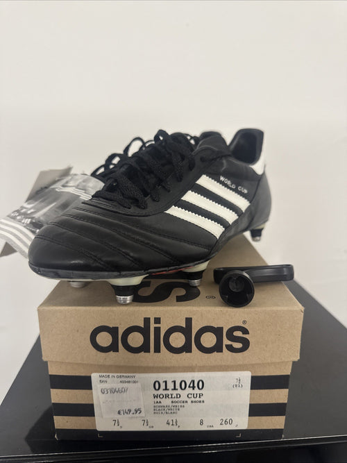 1996 Adidas World Cup Fußballschuhe 011040 EUR 41 1/3 UK 7.5 