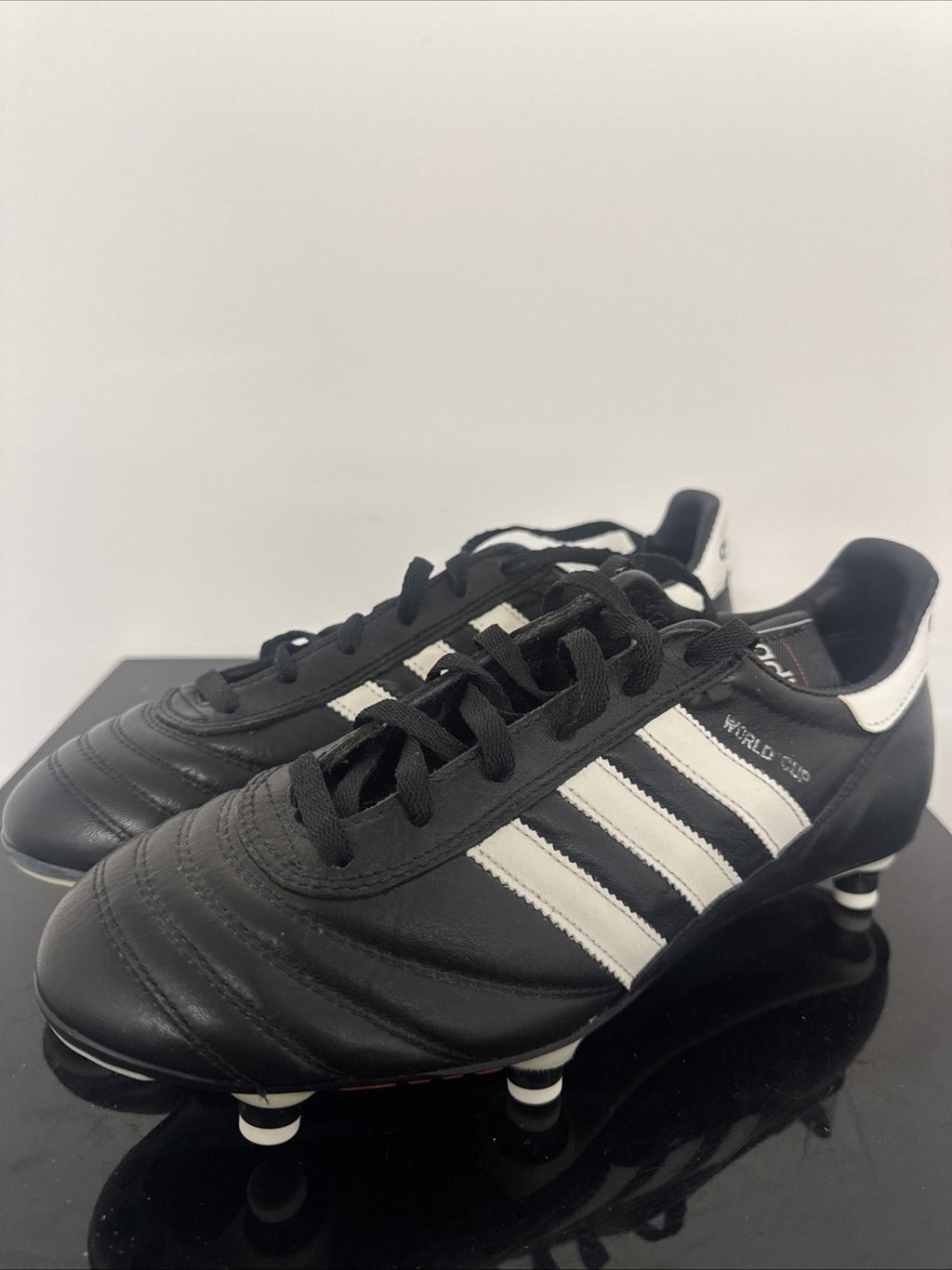 Vintage Adidas World Cup 011040 EUR 40 2/3 UK 7