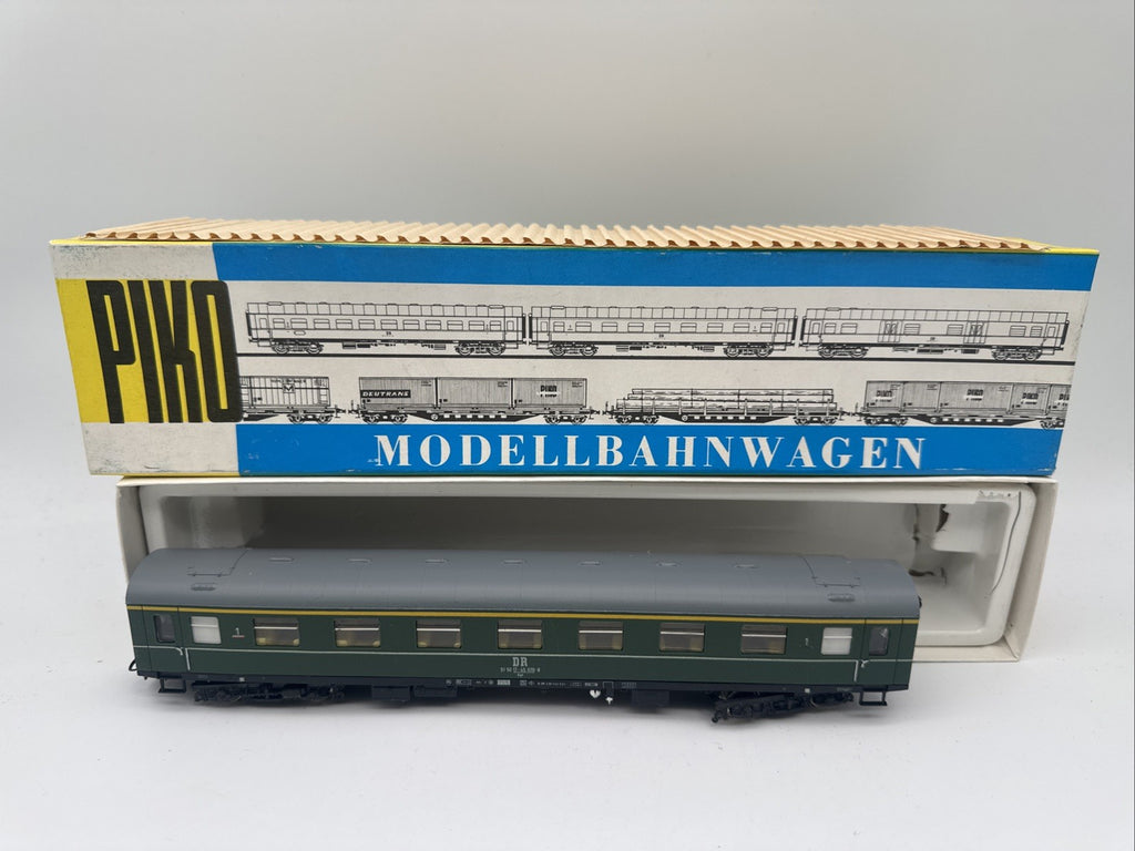 Piko H0 5/6507 Personenwagen Abteilwagen 1. Klasse 45 070-8 DR OVP