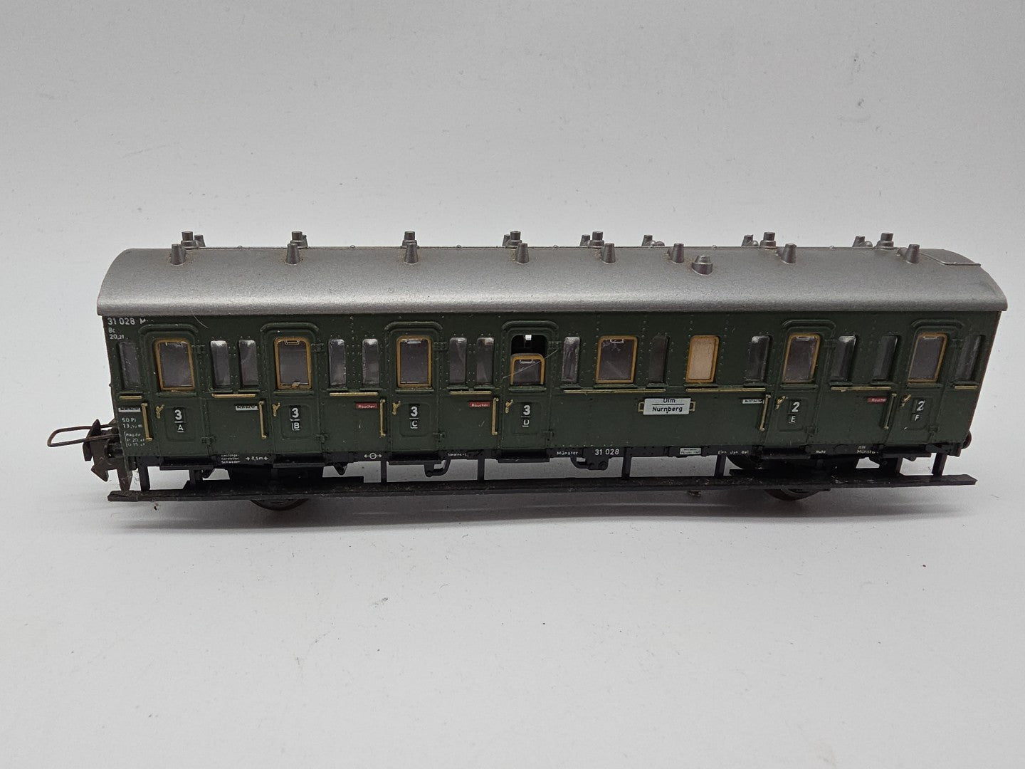 Trix H0 3758  Abteilwagen 2. / 3. Kl. Ulm-Nürnberg 