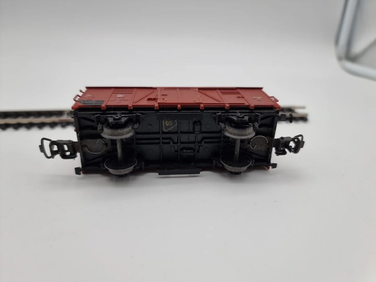 Piko H0 gedeckter Güterwagen Tonnendach 04-80-60 DR